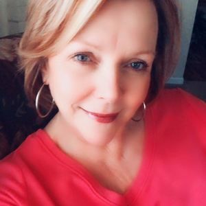 Meet your Posher, Deborah